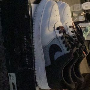 Nike Air Force 1 ‘07Lv8 Volt/ White-Black-Wolf Grey